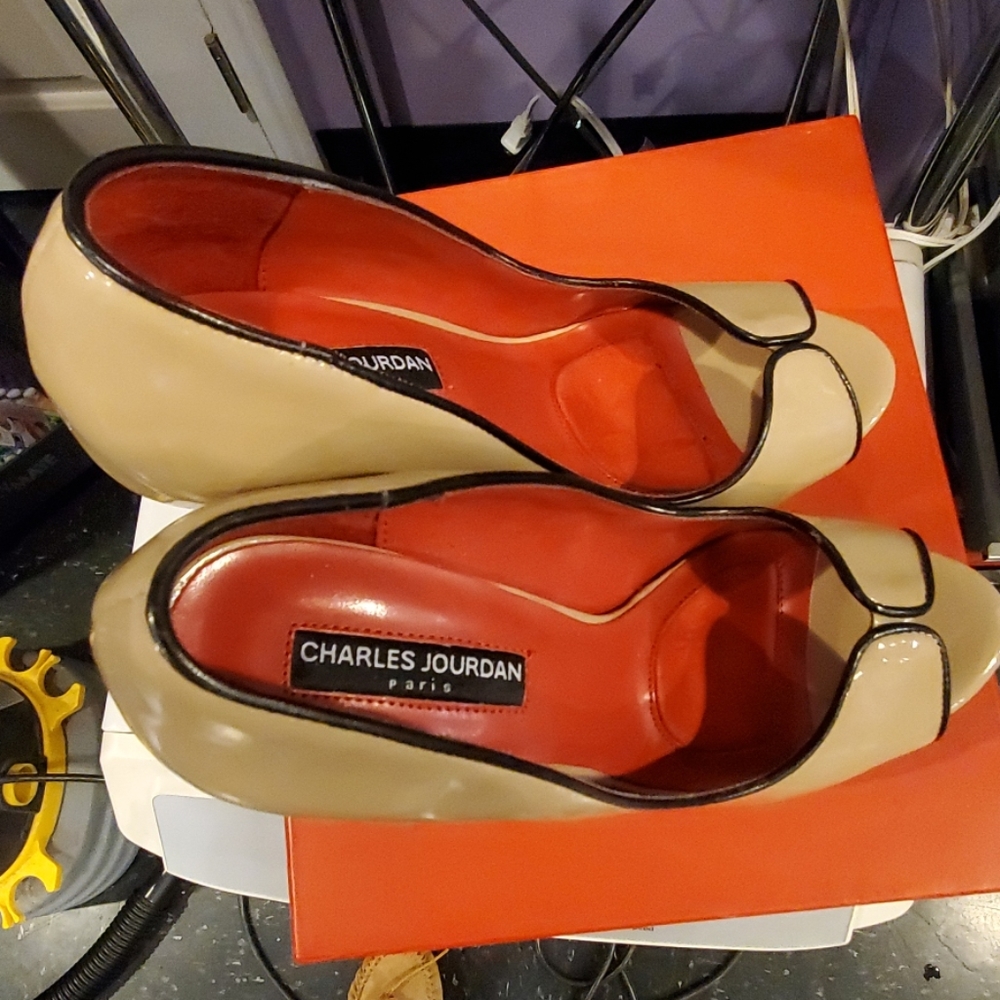High heels - Picture 2 of 6